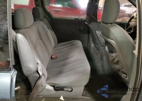 2006 Chrysler Town & Country z USA, uszkodzony, nr VIN 1A4GP45R16B746554